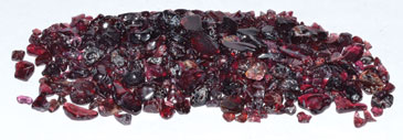 1 lb Garnet tumbled chips 5 mm